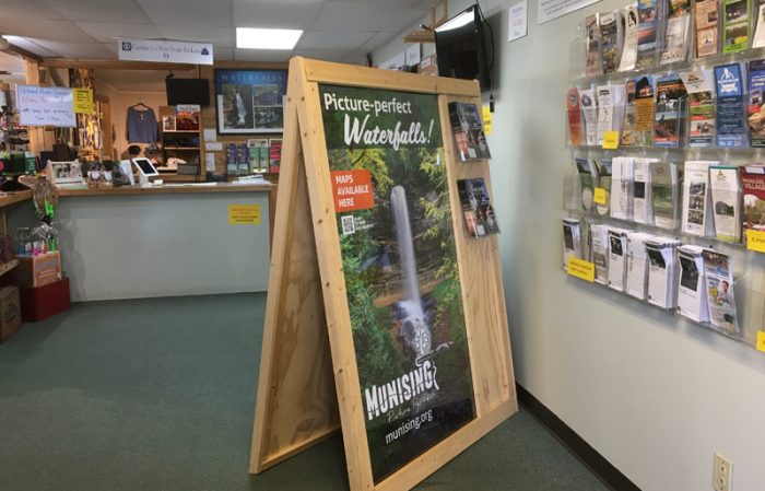 Munising Grand Marais visitor center