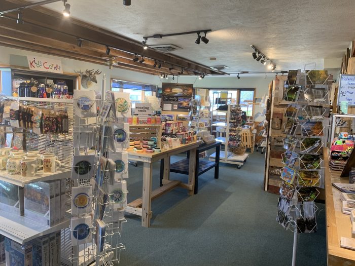 Munising Visitor Center featuring gifts and local information